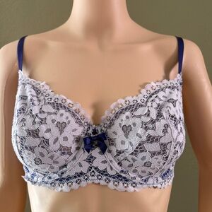 Victoria’s Secret Lace Bra with Blue and White Accents Size 34DD